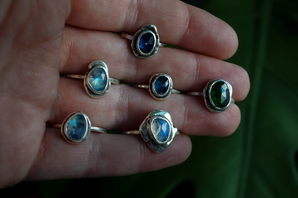 Pebble Stone Stacker Chrome Diopside Size 6.5