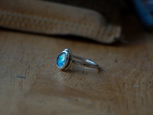 Pebble Stone Stacker Moonstone Size 8