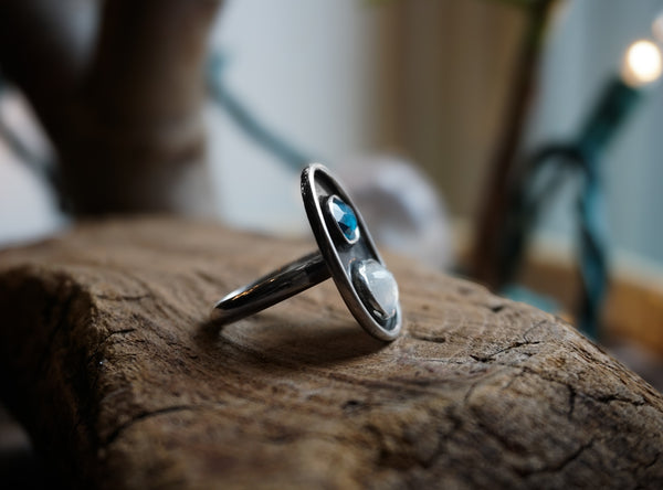 Trail Shield Talisman Ring| Moonstone + Kyanite|Size 5.75