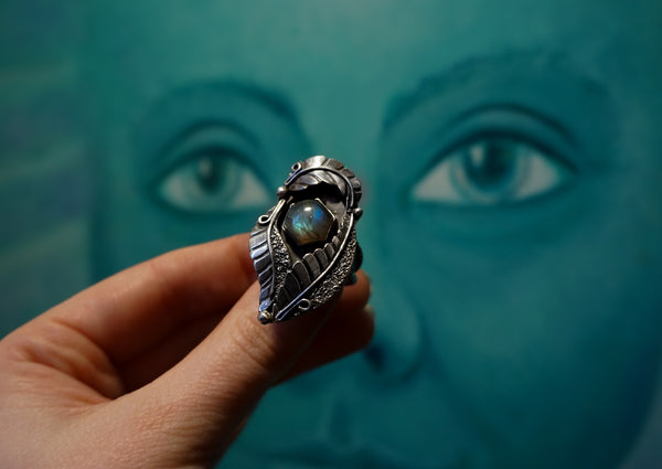Feather Nest Labradorite Ring|Size 7