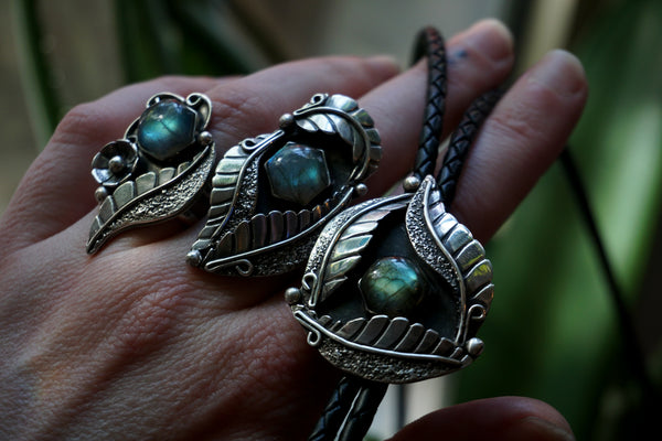 Feather Nest Labradorite Ring|Size 7