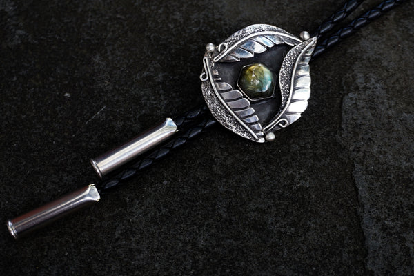 Feather Nest Labradorite Bolo Tie