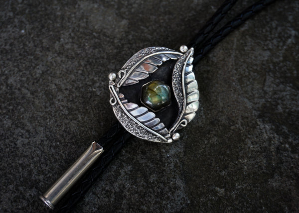 Feather Nest Labradorite Bolo Tie