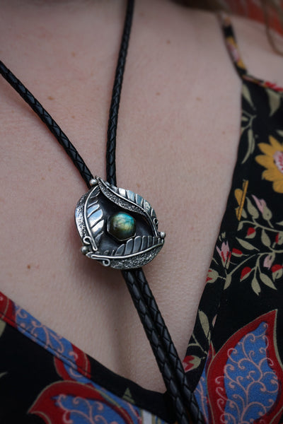 Feather Nest Labradorite Bolo Tie
