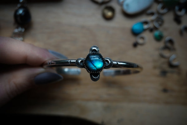 Labradorite Four Corners Cuff