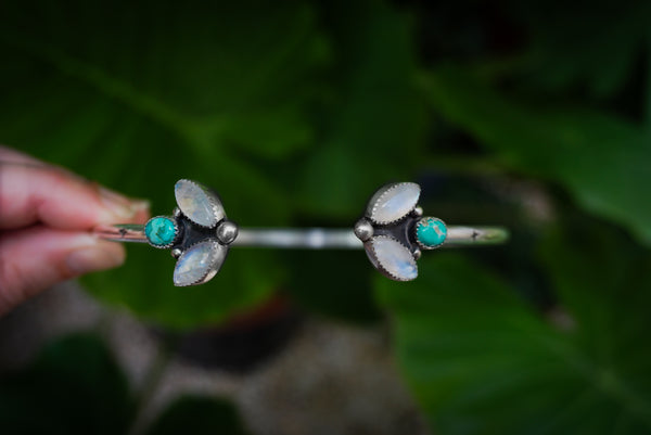 Ocean Empress Moonstone Neck Cuff