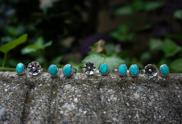 Lei Bloom Adjustable Ring Size 8 1/2ish