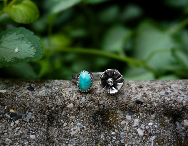 Lei Bloom Adjustable Ring Size 8 1/2ish