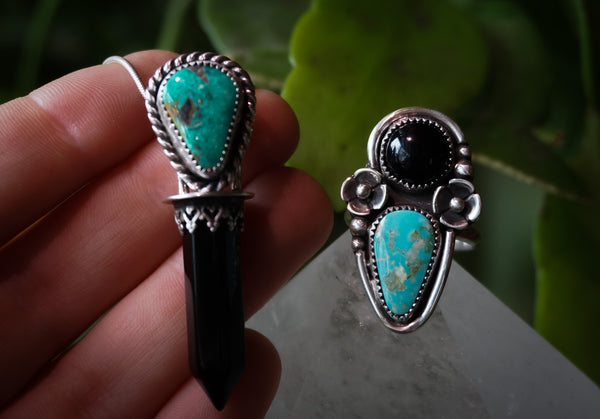 Turquoise & Onyx Point Necklace
