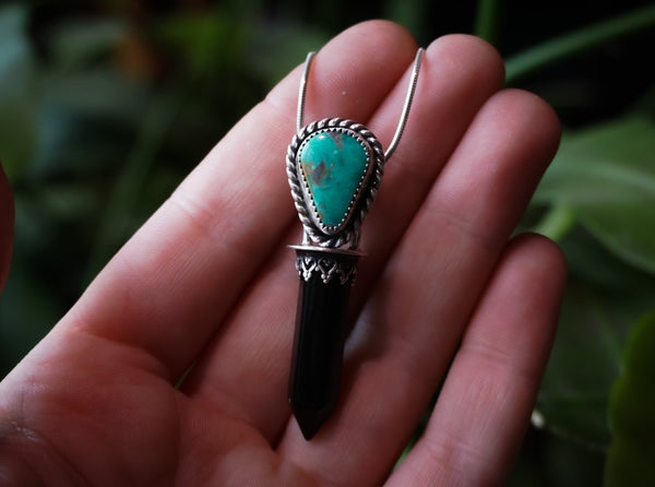 Turquoise & Onyx Point Necklace